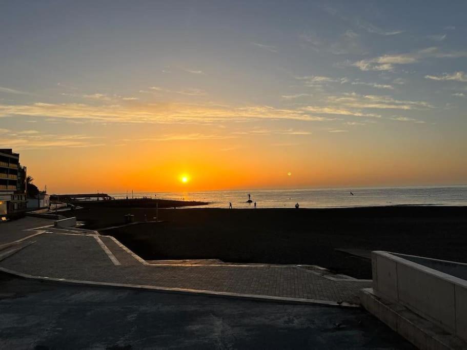 Pieds Dans L'Eau - Vue Sur Mer - Playa De Melenara Bagian luar foto